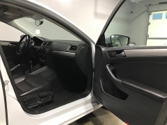 Used 2017  Volkswagen Jetta 4d Sedan SE 5spd at Carolina Family Motors near Mooresville&comma; NC