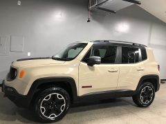 Used 2016  Jeep Renegade 4d SUV 4WD Trailhawk at Carolina Family Motors near Mooresville&comma; NC