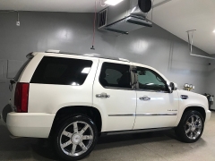 Used 2010  Cadillac Escalade 4d SUV AWD Premium at Carolina Family Motors near Mooresville&comma; NC