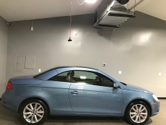Used 2009  Volkswagen Eos 2d Convertible Komfort Auto at Carolina Family Motors near Mooresville&comma; NC