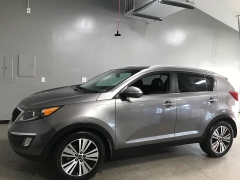 Used 2013  Kia Sorento 4d SUV FWD LX at Carolina Family Motors near Mooresville&comma; NC