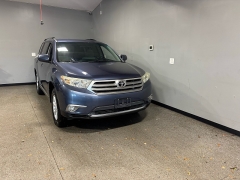 Used 2012 Toyota Highlander 4d SUV FWD (V6) at Carolina Family Motors near Mooresville, NC