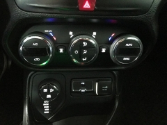 Used 2016  Jeep Renegade 4d SUV 4WD Trailhawk at Carolina Family Motors near Mooresville&comma; NC