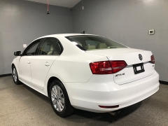 Used 2015  Volkswagen Jetta 4d Sedan SE Auto at Carolina Family Motors near Mooresville&comma; NC