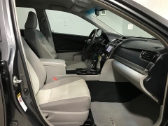 Used 2014  Toyota Camry 4d Sedan L at Carolina Family Motors near Mooresville&comma; NC