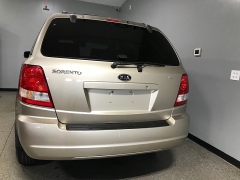Used 2006  Kia Sorento 4d SUV 2WD LX Auto at Carolina Family Motors near Mooresville&comma; NC