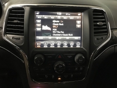 Used 2018  Jeep Grand Cherokee 4d SUV 2WD Overland V6 at Carolina Family Motors near Mooresville&comma; NC