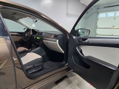 Used 2015  Volkswagen Jetta 4d Sedan SE Auto at Carolina Family Motors near Mooresville&comma; NC