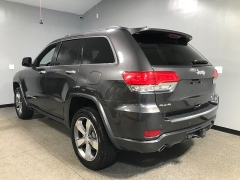 Used 2015  Jeep Grand Cherokee 4d SUV 4WD Overland at Carolina Family Motors near Mooresville&comma; NC