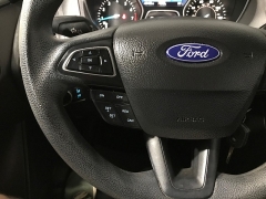 Used 2017  Ford Focus 4d Hatchback SE at Carolina Family Motors near Mooresville&comma; NC