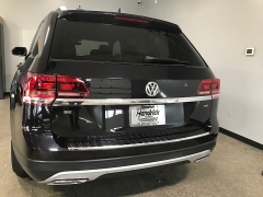 Used 2018  Volkswagen Atlas 2&period;0T SE w&sol;Technology FWD at Carolina Family Motors near Mooresville&comma; NC