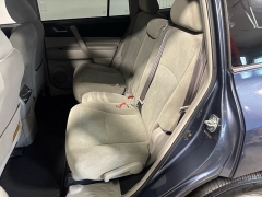 Used 2012 Toyota Highlander 4d SUV FWD (V6) at Carolina Family Motors near Mooresville, NC