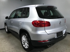 Used 2017  Volkswagen Tiguan Limited 4d SUV 4Motion at Carolina Family Motors near Mooresville&comma; NC