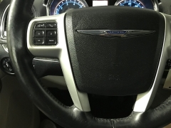 Used 2014  Chrysler Town & Country 4d Wagon Touring at Carolina Family Motors near Mooresville&comma; NC