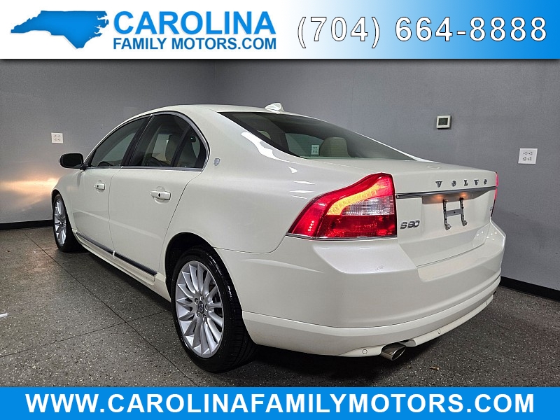 Used 2010  Volvo S80 4d Sedan 3.2L Moonroof at Carolina Family Motors near Mooresville, NC