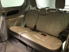 Used 2017  Chrysler Pacifica 4d Wagon Touring Plus at Carolina Family Motors near Mooresville&comma; NC