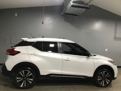 Used 2019  Nissan Kicks 4d SUV FWD SR at Carolina Family Motors near Mooresville&comma; NC