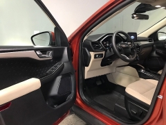 Used 2020  Ford Escape 4d SUV AWD SE at Carolina Family Motors near Mooresville&comma; NC