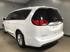 Used 2017  Chrysler Pacifica 4d Wagon Touring Plus at Carolina Family Motors near Mooresville&comma; NC