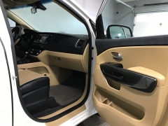 Used 2017  Kia Sedona 4d Wagon LX at Carolina Family Motors near Mooresville&comma; NC