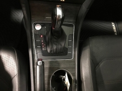 Used 2016  Volkswagen Passat 4d Sedan 1&period;8T SE at Carolina Family Motors near Mooresville&comma; NC