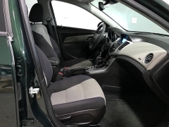 Used 2014  Chevrolet Cruze 4d Sedan LS AT at Carolina Family Motors near Mooresville&comma; NC