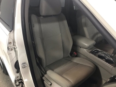 Used 2011 Jeep Grand Cherokee 4d SUV 4WD Laredo at Carolina Family Motors near Mooresville, NC