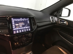 Used 2020  Jeep Grand Cherokee 4d SUV 4WD Laredo North at Carolina Family Motors near Mooresville&comma; NC