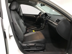 Used 2016  Volkswagen Passat 4d Sedan 1&period;8T SE at Carolina Family Motors near Mooresville&comma; NC