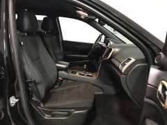 Used 2014  Jeep Grand Cherokee 4d SUV 4WD Laredo at Carolina Family Motors near Mooresville&comma; NC