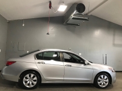 Used 2012  Honda Accord Sedan 4d EX-L V6 at Carolina Family Motors near Mooresville&comma; NC