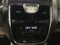 Used 2014  Chrysler Town & Country 4d Wagon Touring at Carolina Family Motors near Mooresville&comma; NC