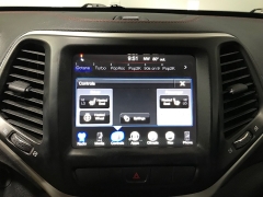 Used 2014  Jeep Cherokee 4d SUV 4WD Trailhawk V6 at Carolina Family Motors near Mooresville&comma; NC