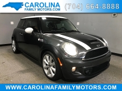  2013 MINI Cooper Hardtop 2dr Cpe S at Carolina Family Motors near Mooresville&comma; NC