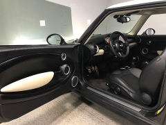 Used 2013  MINI Cooper Hardtop 2dr Cpe S at Carolina Family Motors near Mooresville&comma; NC