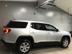 Used 2019  GMC Acadia 4d SUV FWD SLE-1 at Carolina Family Motors near Mooresville&comma; NC