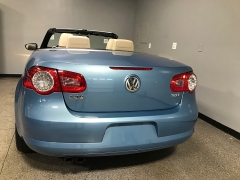 Used 2009  Volkswagen Eos 2d Convertible Komfort Auto at Carolina Family Motors near Mooresville&comma; NC