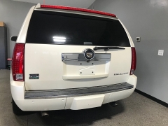 Used 2010  Cadillac Escalade 4d SUV AWD Premium at Carolina Family Motors near Mooresville&comma; NC