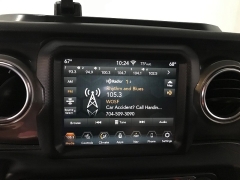 Used 2020  Jeep Gladiator Crew Cab Overland at Carolina Family Motors near Mooresville&comma; NC