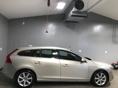 Used 2017  Volvo V60 4d Wagon FWD T5 Platinum at Carolina Family Motors near Mooresville&comma; NC