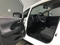 Used 2013  Honda Fit 5d Hatchback Base Auto at Carolina Family Motors near Mooresville&comma; NC