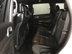 Used 2018  Jeep Grand Cherokee 4d SUV 2WD Overland V6 at Carolina Family Motors near Mooresville&comma; NC