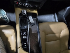 Used 2018 Volvo XC90 4d SUV AWD T6 Momentum at Carolina Family Motors near Mooresville, NC