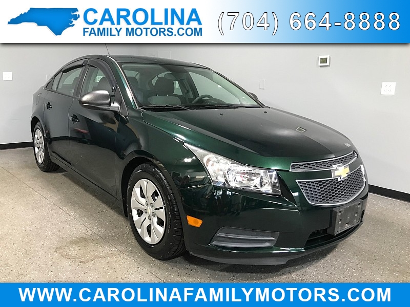 Used 2014  Chevrolet Cruze 4d Sedan LS AT at Carolina Family Motors near Mooresville&comma; NC