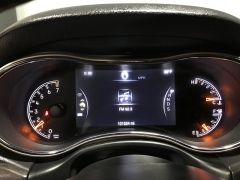 Used 2015  Jeep Grand Cherokee 4d SUV 4WD Limited at Carolina Family Motors near Mooresville&comma; NC