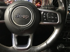 Used 2020  Jeep Gladiator Crew Cab Overland at Carolina Family Motors near Mooresville&comma; NC