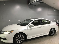 Used 2017 Honda Accord Hybrid 4d Sedan Touring at Carolina Family Motors near Mooresville, NC