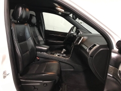 Used 2018  Jeep Grand Cherokee 4d SUV 2WD Overland V6 at Carolina Family Motors near Mooresville&comma; NC