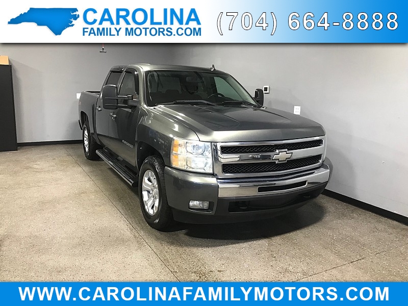 Used 2011  Chevrolet Silverado 1500 2WD Crew Cab LT at Carolina Family Motors near Mooresville&comma; NC