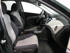 Used 2014  Chevrolet Cruze 4d Sedan LS AT at Carolina Family Motors near Mooresville&comma; NC